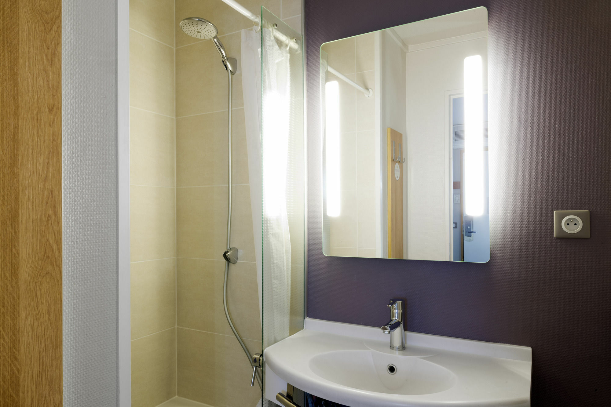 B&B Hôtel Angers 1 Beaucouzé Buitenkant foto